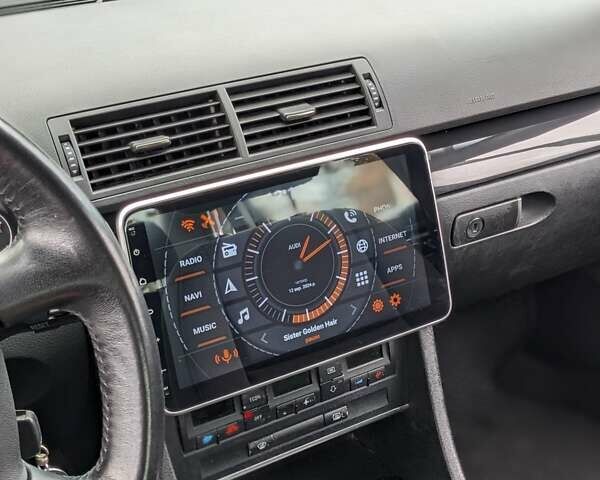 Синій Ауді А4, об'ємом двигуна 1.6 л та пробігом 305 тис. км за 5100 $, фото 29 на Automoto.ua