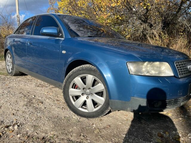 Ауди А4 2001 в Изюме на Automoto.ua Синий Ауди А4, объемом двигателя 3 л и пробегом 300 тыс. км за 2500 $, фото 2 на Automoto.ua