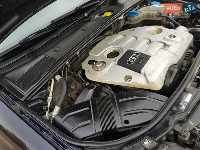 Синій Ауді А4, об'ємом двигуна 1.9 л та пробігом 275 тис. км за 4600 $, фото 39 на Automoto.ua