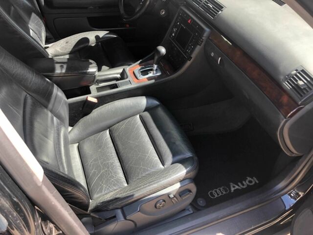 Синій Ауді А4, об'ємом двигуна 2 л та пробігом 350 тис. км за 5300 $, фото 8 на Automoto.ua