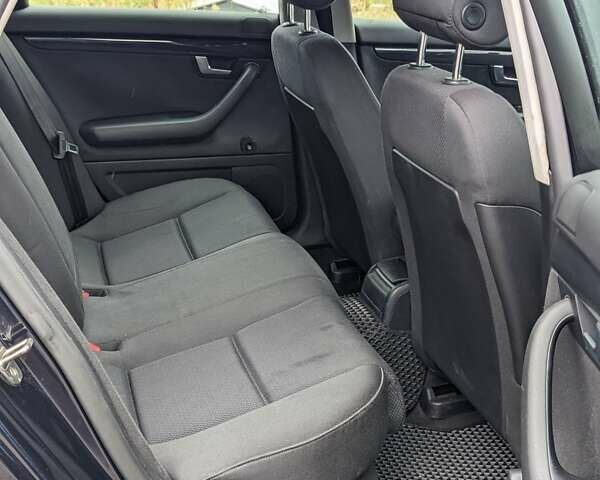Синій Ауді А4, об'ємом двигуна 1.6 л та пробігом 305 тис. км за 5100 $, фото 36 на Automoto.ua