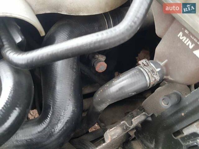 Синій Ауді А4, об'ємом двигуна 1.9 л та пробігом 275 тис. км за 4600 $, фото 43 на Automoto.ua