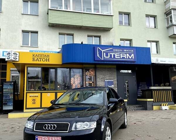 Синій Ауді А4, об'ємом двигуна 1.6 л та пробігом 305 тис. км за 5100 $, фото 8 на Automoto.ua