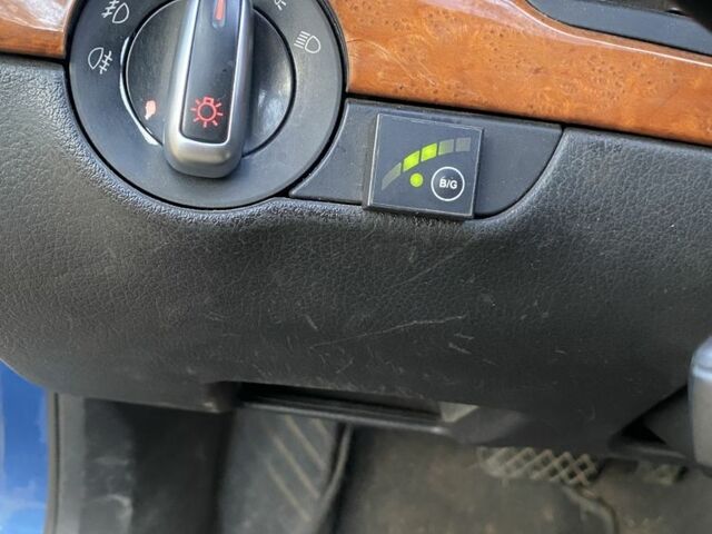 Синий Ауди А4, объемом двигателя 3 л и пробегом 250 тыс. км за 2600 $, фото 13 на Automoto.ua