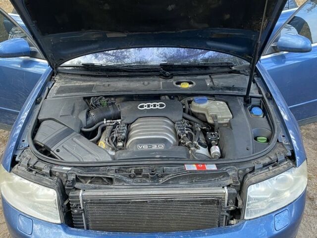 Синий Ауди А4, объемом двигателя 3 л и пробегом 250 тыс. км за 2600 $, фото 10 на Automoto.ua