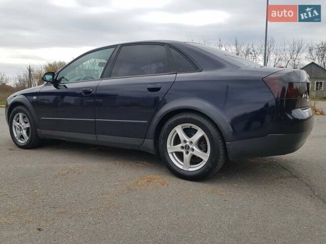 Синій Ауді А4, об'ємом двигуна 1.9 л та пробігом 275 тис. км за 4600 $, фото 5 на Automoto.ua
