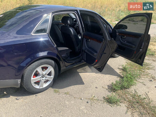 Синий Ауди А4, объемом двигателя 1.98 л и пробегом 200 тыс. км за 4800 $, фото 4 на Automoto.ua