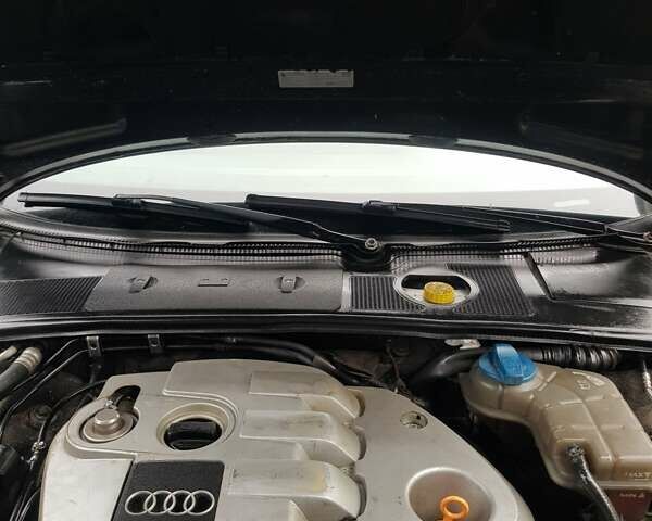 Синій Ауді А4, об'ємом двигуна 1.9 л та пробігом 275 тис. км за 4600 $, фото 44 на Automoto.ua