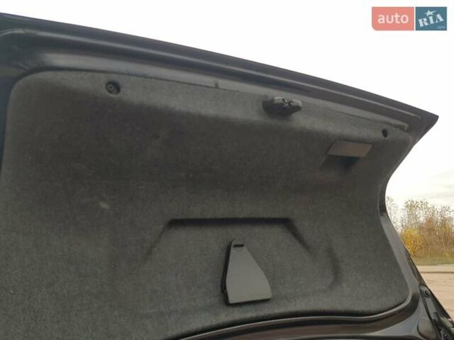 Синій Ауді А4, об'ємом двигуна 1.9 л та пробігом 275 тис. км за 4600 $, фото 36 на Automoto.ua