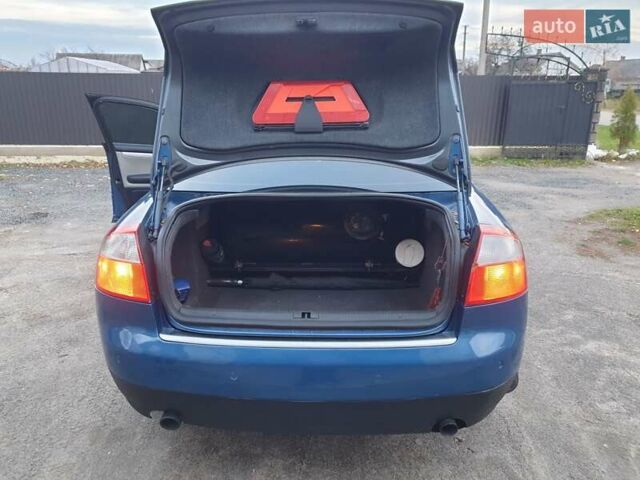 Синій Ауді А4, об'ємом двигуна 2 л та пробігом 247 тис. км за 5250 $, фото 14 на Automoto.ua