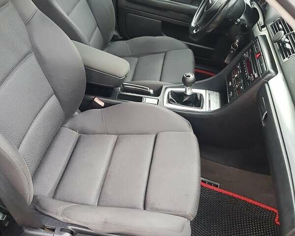 Синій Ауді А4, об'ємом двигуна 1.9 л та пробігом 275 тис. км за 4600 $, фото 24 на Automoto.ua