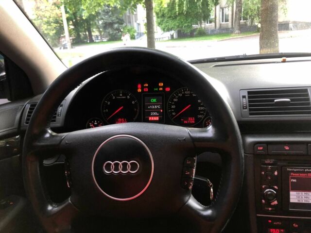 Синій Ауді А4, об'ємом двигуна 2 л та пробігом 350 тис. км за 5300 $, фото 22 на Automoto.ua