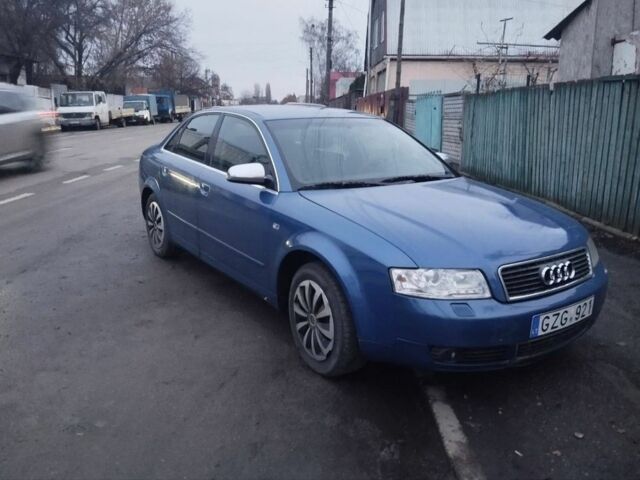 Синий Ауди А4, объемом двигателя 2.5 л и пробегом 345 тыс. км за 1950 $, фото 7 на Automoto.ua