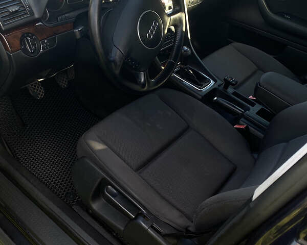 Синий Ауди А4, объемом двигателя 1.9 л и пробегом 290 тыс. км за 4400 $, фото 9 на Automoto.ua
