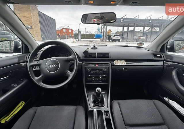 Синій Ауді А4, об'ємом двигуна 1.6 л та пробігом 244 тис. км за 5200 $, фото 14 на Automoto.ua
