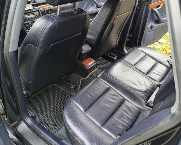 Синий Ауди А4, объемом двигателя 1.8 л и пробегом 520 тыс. км за 5400 $, фото 7 на Automoto.ua