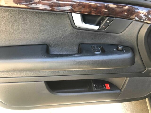 Синій Ауді А4, об'ємом двигуна 2 л та пробігом 350 тис. км за 5300 $, фото 20 на Automoto.ua