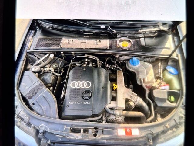 Синий Ауди А4, объемом двигателя 1.8 л и пробегом 290 тыс. км за 5400 $, фото 12 на Automoto.ua