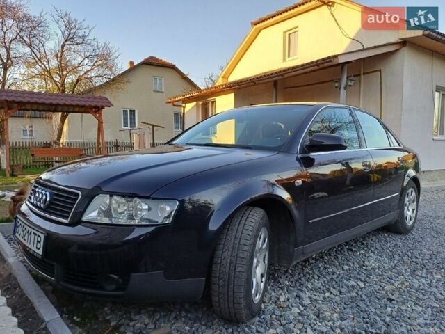 Синій Ауді А4, об'ємом двигуна 2 л та пробігом 187 тис. км за 4950 $, фото 6 на Automoto.ua