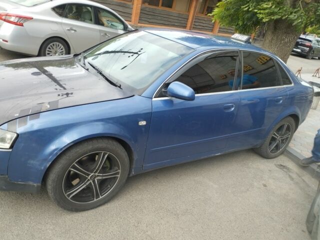 Синий Ауди А4, объемом двигателя 2.5 л и пробегом 300 тыс. км за 3300 $, фото 10 на Automoto.ua