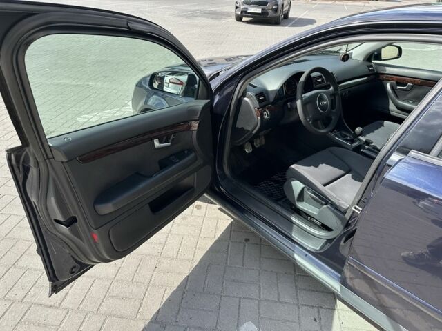Синий Ауди А4, объемом двигателя 1.9 л и пробегом 500 тыс. км за 2547 $, фото 5 на Automoto.ua