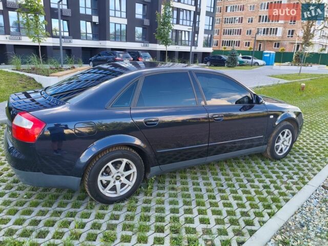 Синій Ауді А4, об'ємом двигуна 2 л та пробігом 208 тис. км за 4700 $, фото 4 на Automoto.ua