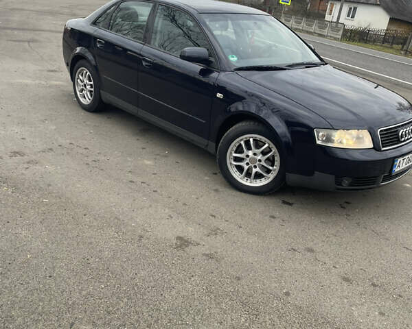 Синий Ауди А4, объемом двигателя 1.98 л и пробегом 330 тыс. км за 5200 $, фото 2 на Automoto.ua