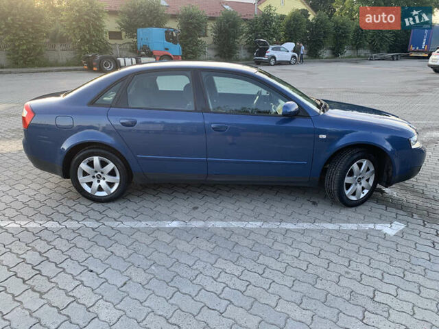 Синий Ауди А4, объемом двигателя 1.6 л и пробегом 275 тыс. км за 4900 $, фото 2 на Automoto.ua