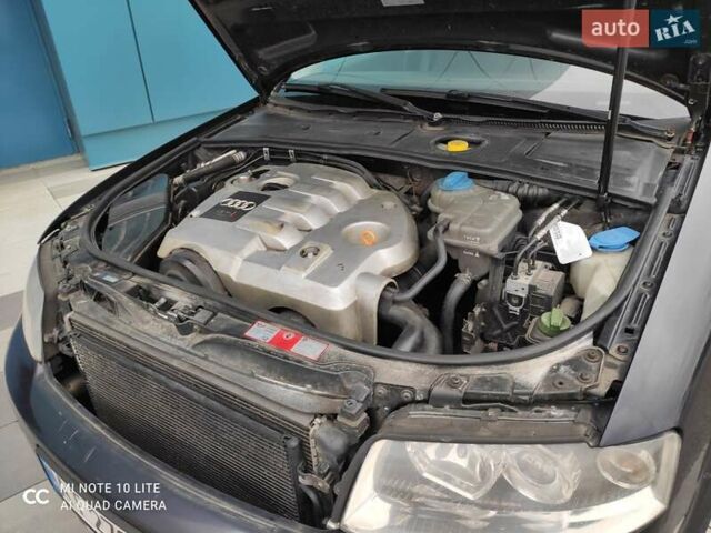 Синий Ауди А4, объемом двигателя 1.9 л и пробегом 270 тыс. км за 3800 $, фото 12 на Automoto.ua
