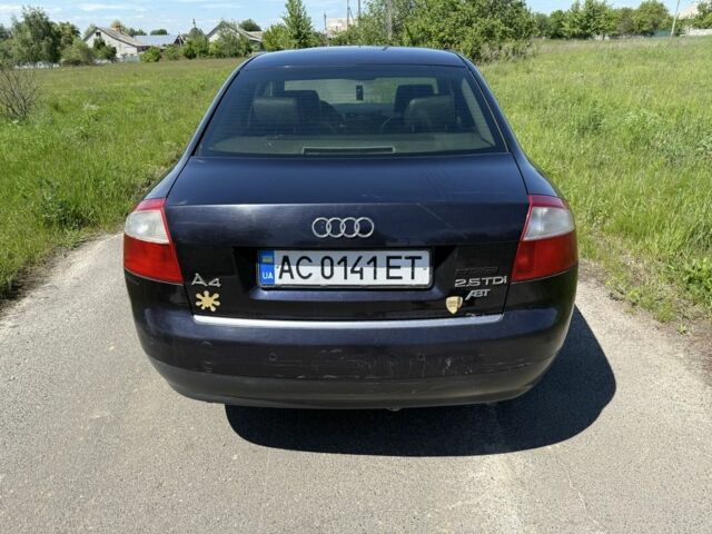 Синий Ауди А4, объемом двигателя 2.5 л и пробегом 367 тыс. км за 3400 $, фото 6 на Automoto.ua