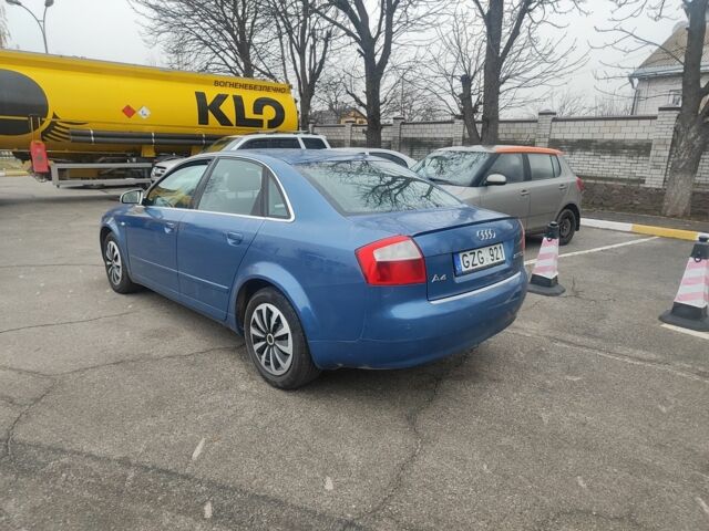 Синий Ауди А4, объемом двигателя 0 л и пробегом 310 тыс. км за 2200 $, фото 1 на Automoto.ua