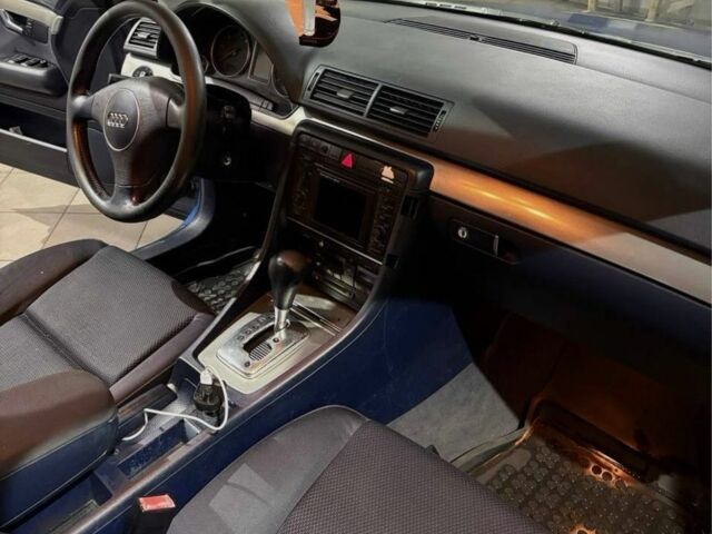 Синій Ауді А4, об'ємом двигуна 2.5 л та пробігом 320 тис. км за 2850 $, фото 5 на Automoto.ua