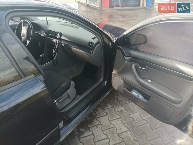 Синій Ауді А4, об'ємом двигуна 1.9 л та пробігом 365 тис. км за 4600 $, фото 4 на Automoto.ua