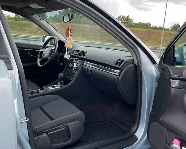 Синий Ауди А4, объемом двигателя 1.8 л и пробегом 265 тыс. км за 5500 $, фото 4 на Automoto.ua
