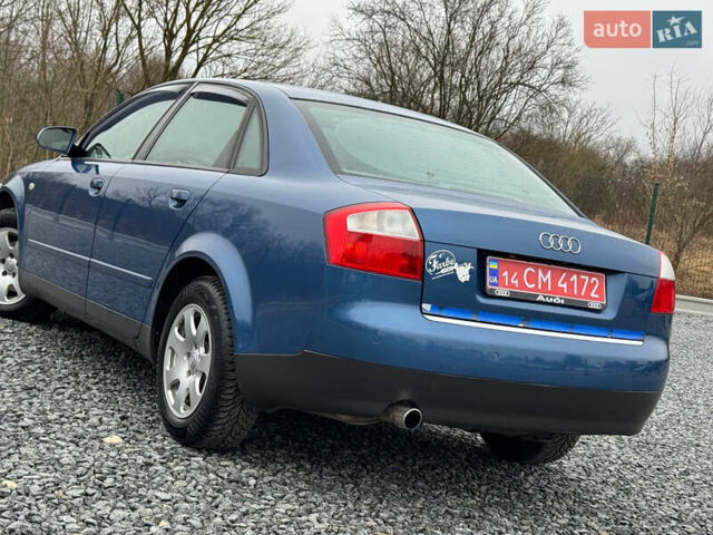 Синій Ауді А4, об'ємом двигуна 2 л та пробігом 205 тис. км за 4550 $, фото 25 на Automoto.ua