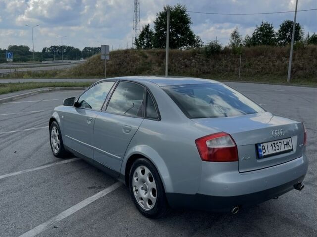 Синий Ауди А4, объемом двигателя 1.8 л и пробегом 265 тыс. км за 5500 $, фото 5 на Automoto.ua
