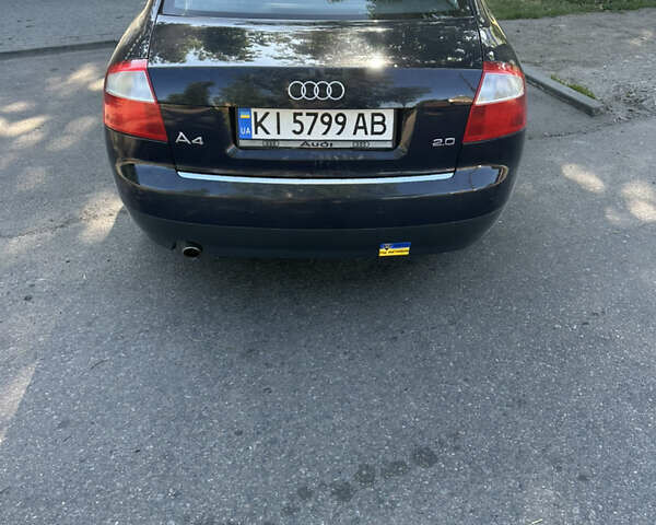 Синій Ауді А4, об'ємом двигуна 2.02 л та пробігом 299 тис. км за 4700 $, фото 2 на Automoto.ua
