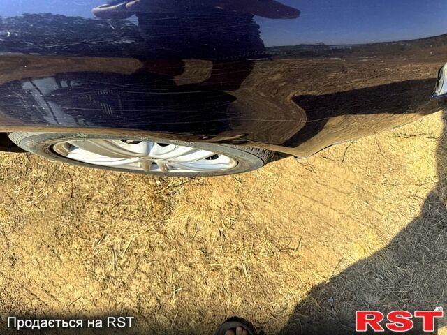 Синій Ауді А4, об'ємом двигуна 1.8 л та пробігом 280 тис. км за 5000 $, фото 4 на Automoto.ua