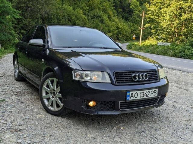 Синій Ауді А4, об'ємом двигуна 1.8 л та пробігом 400 тис. км за 4500 $, фото 1 на Automoto.ua