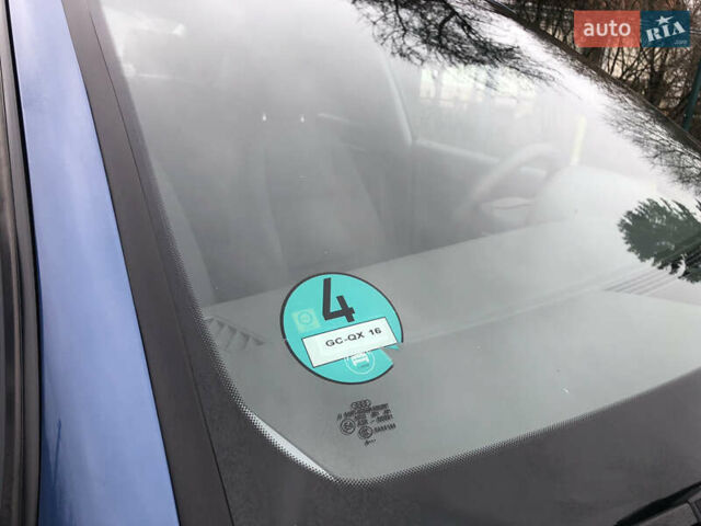 Синий Ауди А4, объемом двигателя 2 л и пробегом 200 тыс. км за 4750 $, фото 16 на Automoto.ua