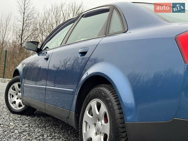 Синій Ауді А4, об'ємом двигуна 2 л та пробігом 205 тис. км за 4550 $, фото 32 на Automoto.ua
