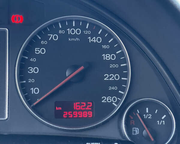 Синий Ауди А4, объемом двигателя 1.6 л и пробегом 258 тыс. км за 4199 $, фото 31 на Automoto.ua