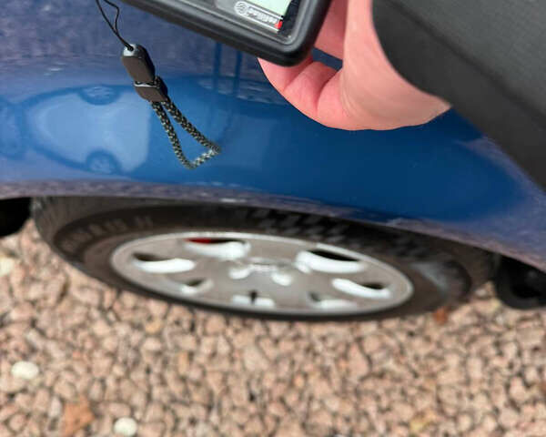 Синій Ауді А4, об'ємом двигуна 2 л та пробігом 205 тис. км за 4550 $, фото 95 на Automoto.ua