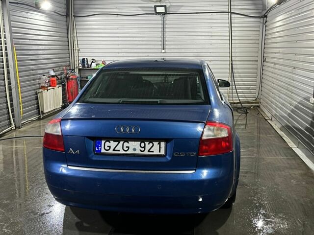 Синій Ауді А4, об'ємом двигуна 2.5 л та пробігом 350 тис. км за 2600 $, фото 6 на Automoto.ua