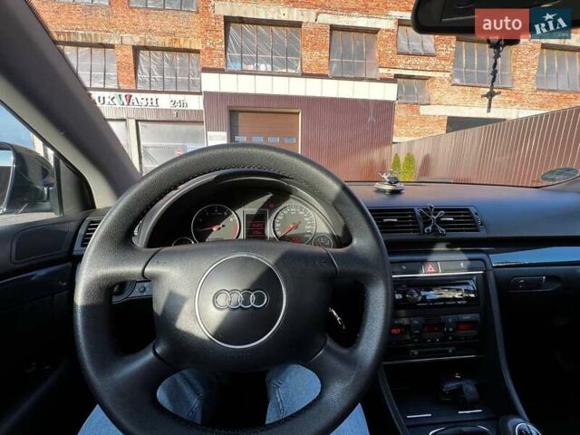 Синій Ауді А4, об'ємом двигуна 1.6 л та пробігом 211 тис. км за 6000 $, фото 25 на Automoto.ua