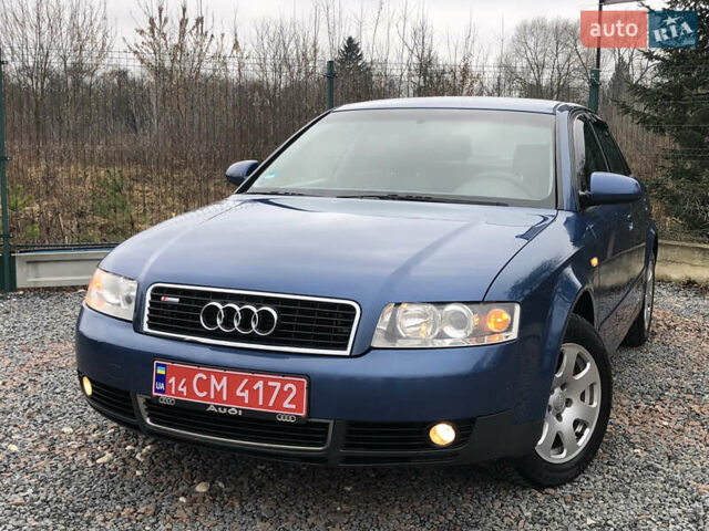 Синий Ауди А4, объемом двигателя 2 л и пробегом 200 тыс. км за 4750 $, фото 2 на Automoto.ua