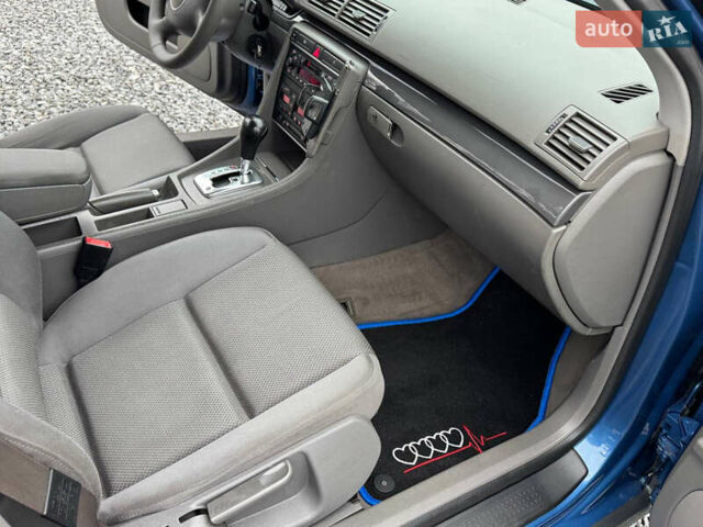 Синій Ауді А4, об'ємом двигуна 2 л та пробігом 205 тис. км за 4550 $, фото 64 на Automoto.ua