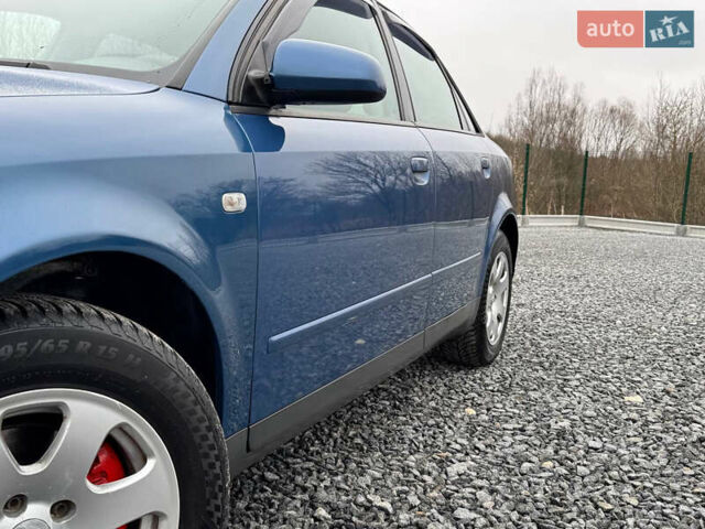 Синій Ауді А4, об'ємом двигуна 2 л та пробігом 205 тис. км за 4550 $, фото 10 на Automoto.ua