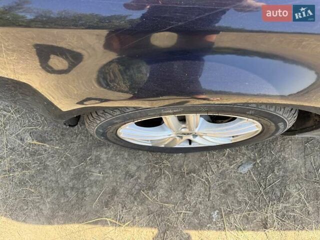 Синій Ауді А4, об'ємом двигуна 1.78 л та пробігом 214 тис. км за 5000 $, фото 4 на Automoto.ua