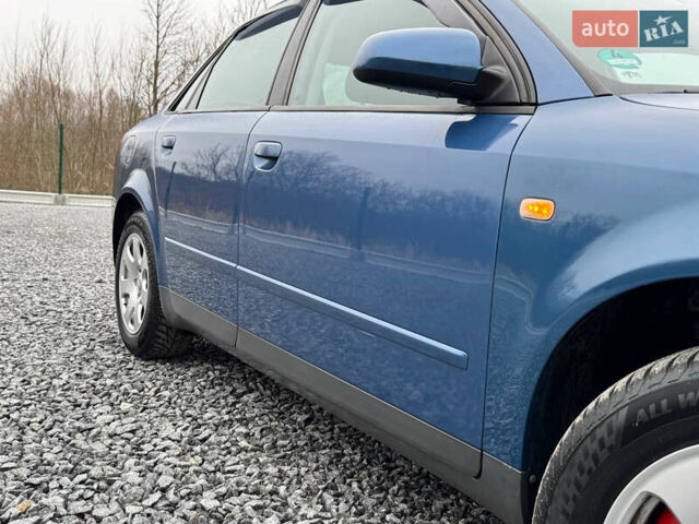 Синій Ауді А4, об'ємом двигуна 2 л та пробігом 205 тис. км за 4550 $, фото 20 на Automoto.ua
